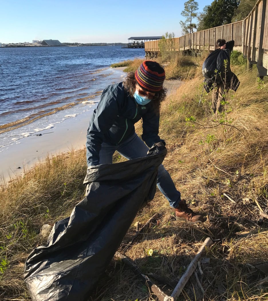 Blue Cypress Park Cleanup with Rising Tides 3